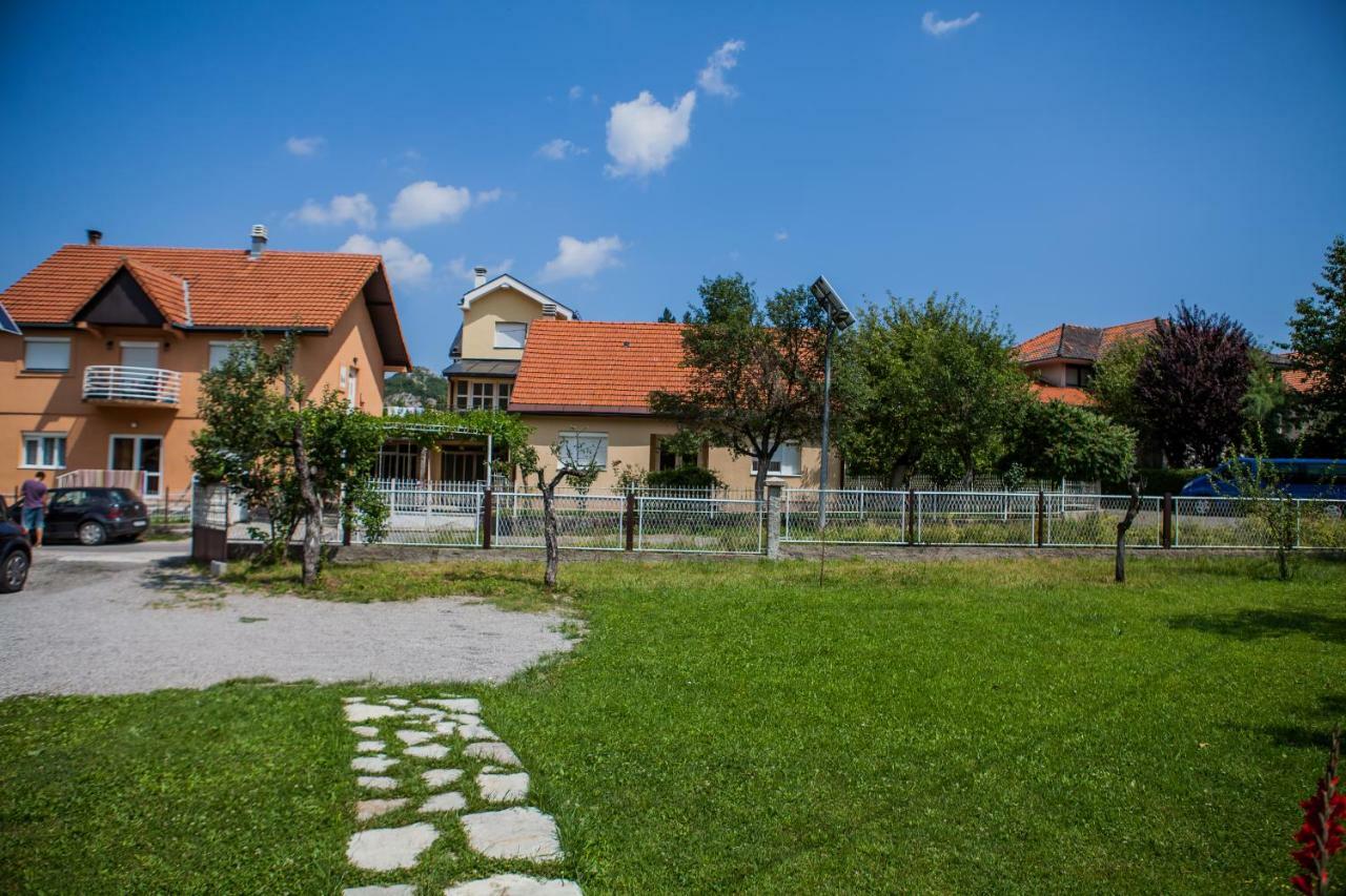 Apartments Heaven Τσέτινιε Εξωτερικό φωτογραφία